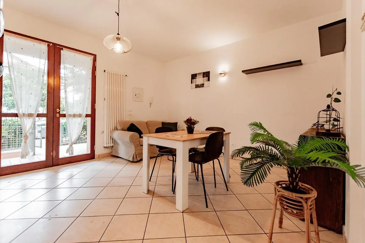 Cv012 - Cervia, Accogliente Trilocale Con Giardino 아파트 0*, 체르비아 이탈리아